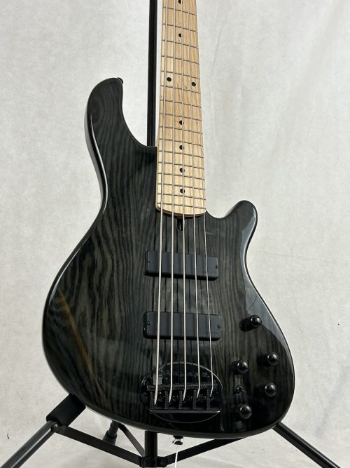 Used Lakland Skyline 55-OS