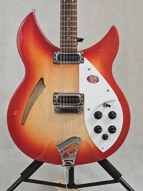 Rickenbacker 330 12 FireGlo