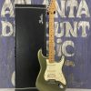 Fender 2014 HSS Strat front with case