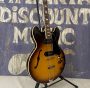 Gibson ES-330 close up