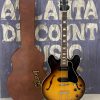Gibson ES-330 front with case