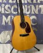 Martin D-18GE close up
