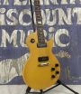 Gibson Melody Maker close up