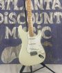 Fender Custom Shop Jimi Hendrix Izabella Strat close up